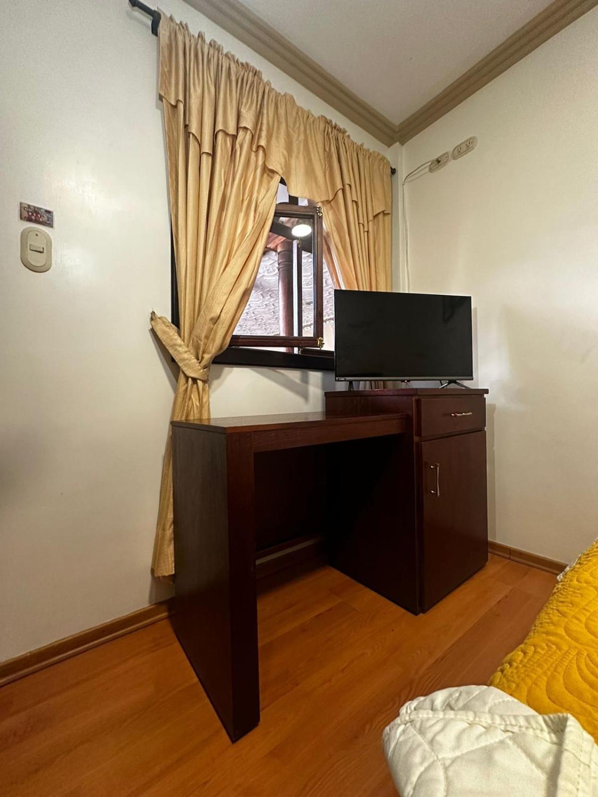 Hotel Coronel Cuenca Buitenkant foto